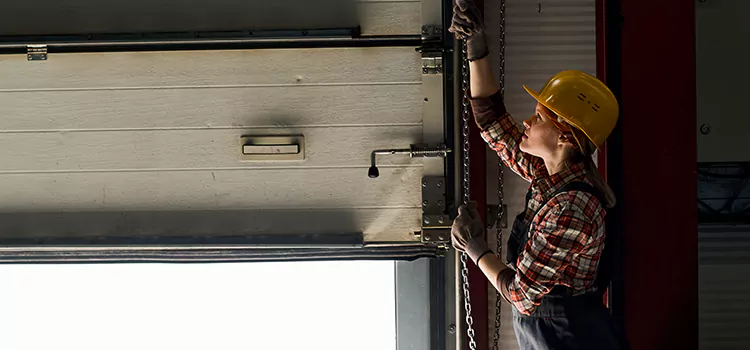 Addressing Common Garage Door Stoppage Issues in Lakewood, OH
